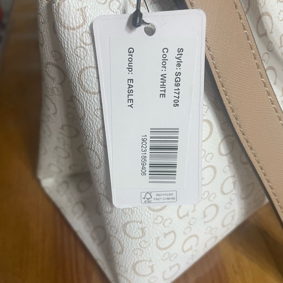 Guess Purse
NWT - Picture 8 of 9